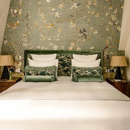 Saint 5* Paris