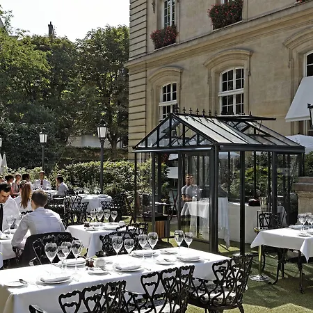 Hotel Saint Paris